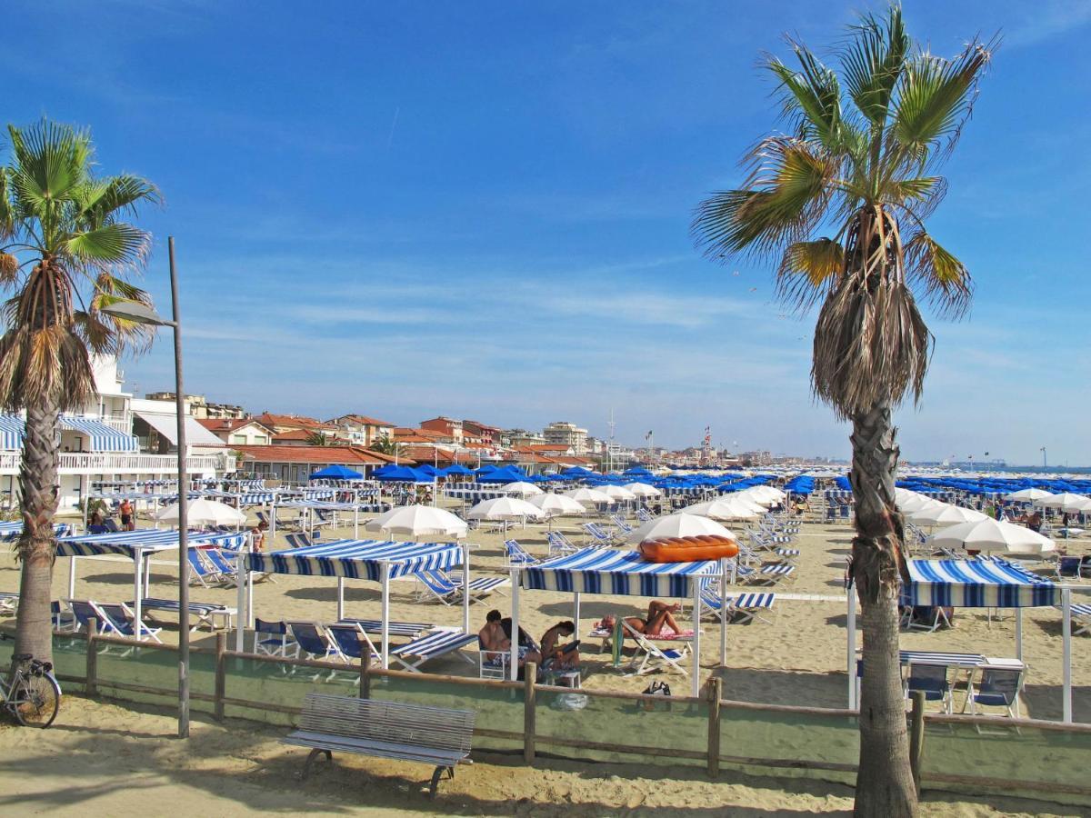 Apartment Dei Fiori By Interhome Lido di Camaiore Kültér fotó