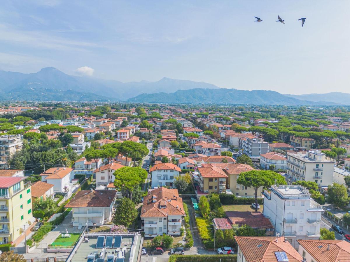 Apartment Dei Fiori By Interhome Lido di Camaiore Kültér fotó