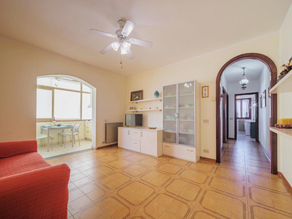 Apartment Dei Fiori By Interhome Lido di Camaiore Kültér fotó