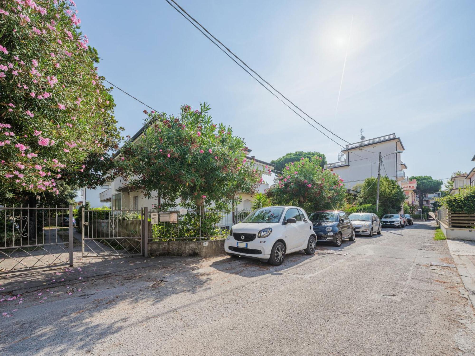 Apartment Dei Fiori By Interhome Lido di Camaiore Kültér fotó