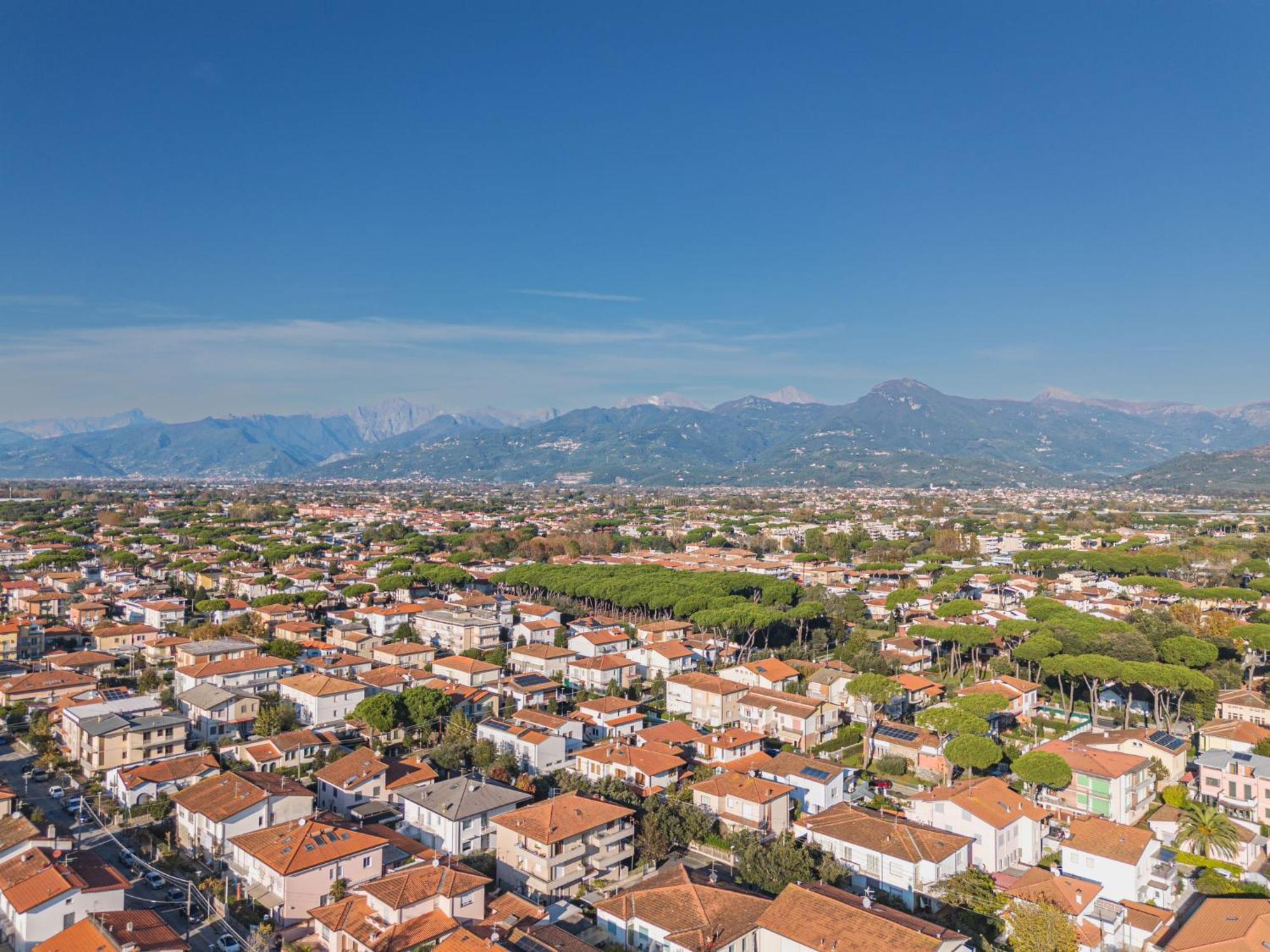 Apartment Dei Fiori By Interhome Lido di Camaiore Kültér fotó